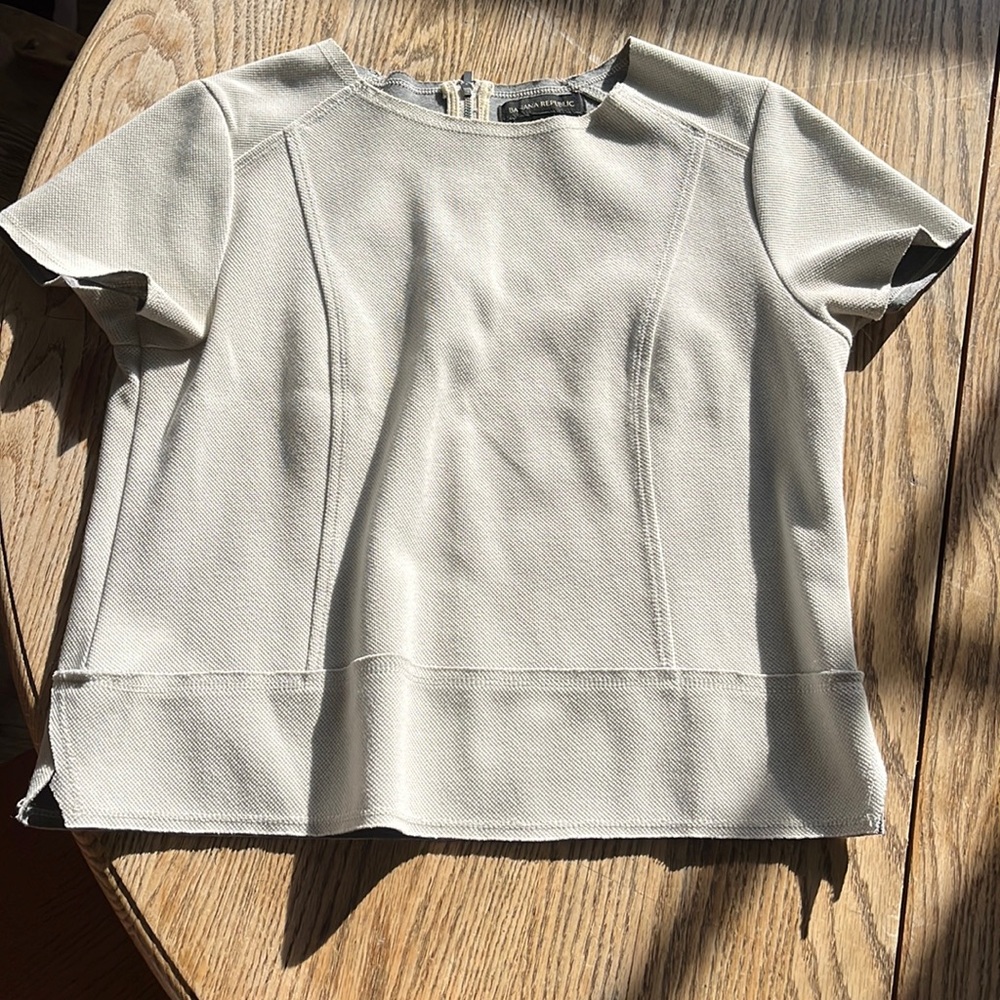 Banana Republic textured peplum top